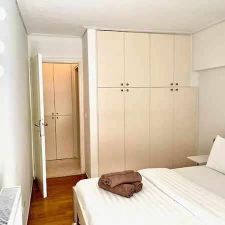 Pratinou 1b/r Apartment *